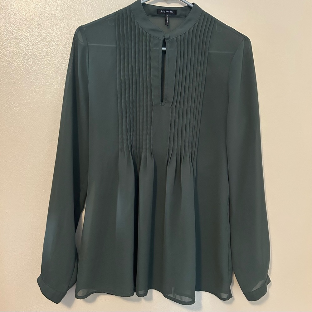 Daisy Fuentes Dark Green Long Sleeve Blouse